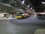 Ein MAN-Eindecker auf der Linie 128 am Flughafen Tegel.  ...