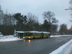 berlin/467/solaris-gelenkbus-auf-der-linie-x69-nach Solaris-Gelenkbus auf der Linie X69 nach S-Bahnhof K�penick an der Haltestelle Krankenhaus K�penick/S�dseite.(14.2.2010)
