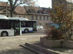 BLK-V1002, ein Lion´s City  CNG, fhrt am 18.03.2009 kurz vor 10.30 Uhr von seiner  Pausenstellung  zur Abfahrtshaltestelle der Stadtverkehrs-Linie 8 Richtung Kaserne - Lassalleweg auf dem Busbahnhof in Weienfels. Abfahrtszeit ist 10.30 Uhr.