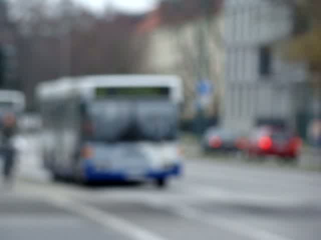 601 aus Teltow erreicht soebend seine letzte Haltestelle Potsdam Hbf. Aufgenommen am 27.12.2007