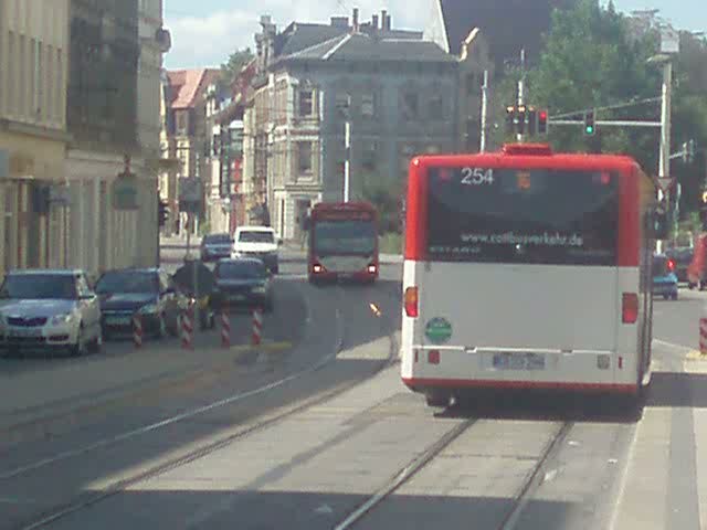 Bus 250 ist am 30.08.08 an der Stadthalle .