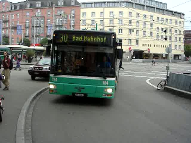 Ein der Linie 30 der BVB von Basel SBB nach Basel Badischer Bahnhof. Aufgenommen am 21.07.07