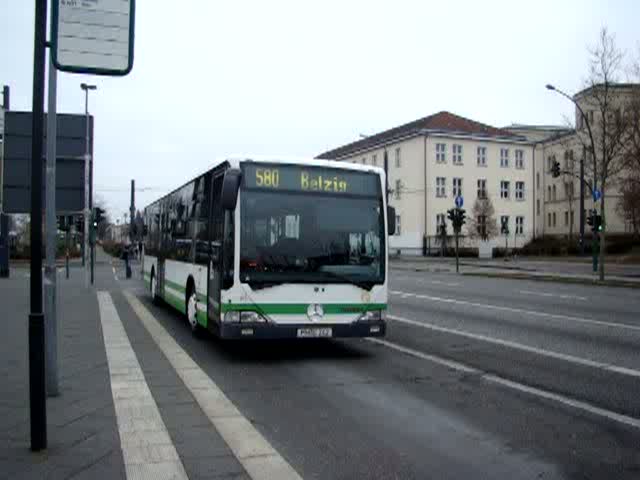 Linie 580 nach Belzig am Bahnhof Potsdam Hbf/ZOB. Aufgenommen am 27.12.2007