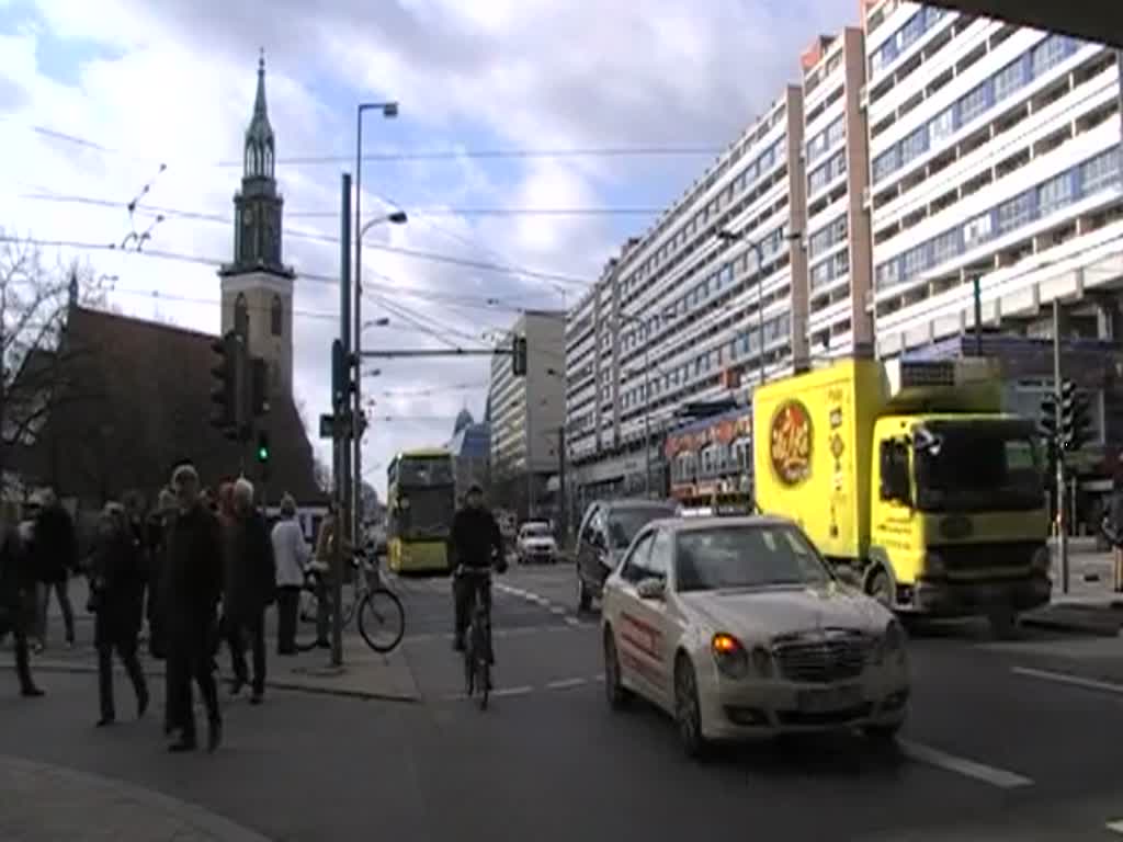 Sightseeing-Bus B-CM 6300 (Fa. Magasch) auf der Karl-Liebknecht-Strae in Berlin. 25.2.2012