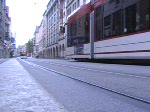 Bus 430 der EVAG fhrt am Erfurter Hauptbahnhof ein.