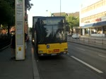 Ausfahrt vom Wagen 1200 (MAN NL 263 / MAN EN 00) auf der Linie 283 am U-Bahnhof Rathaus Steglitz.