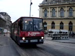 Ein Ikarus 260 am Bahnhof Keleti plyaudvar. Aufgenommen am 20.10.2007